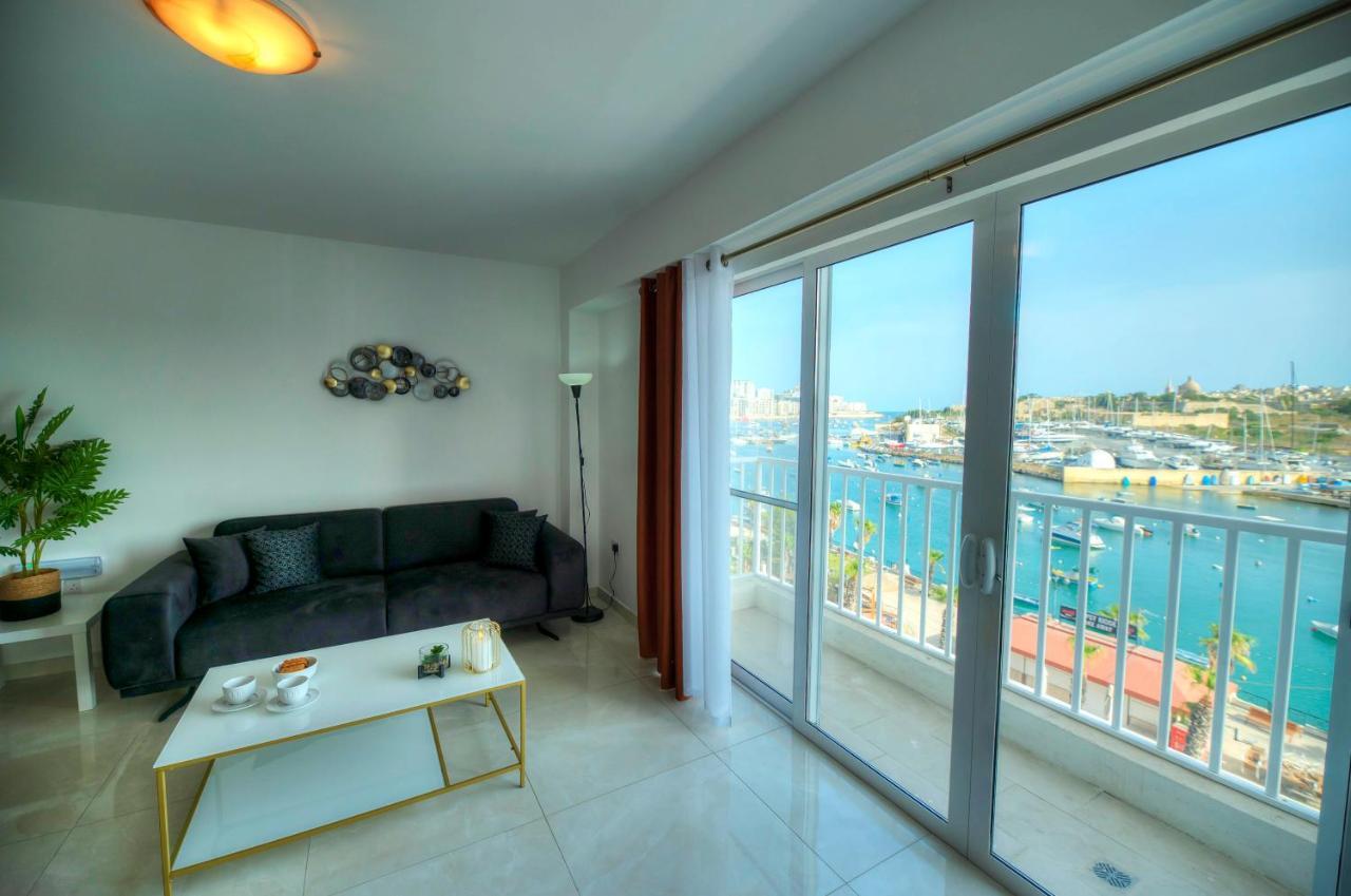 Seafront Beautifully Furnished 2 Bedrooms Gogzr-3 Gzira المظهر الخارجي الصورة
